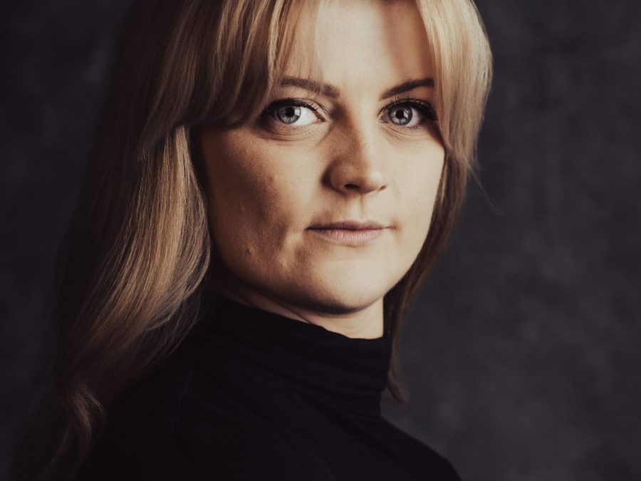 Rebecca Evans-Hughes, actress and dancer. Studio portrait, 15th January 2023